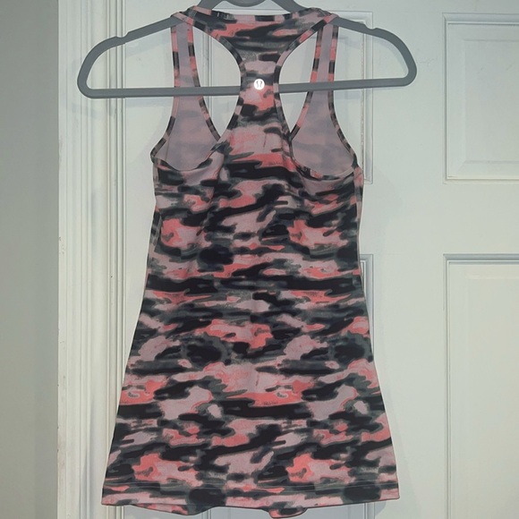 Lululemon Cool Racerback Wamo Camo Light Pink Size 4 - Picture 6 of 10